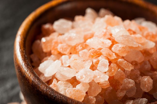 10 maneras increíbles que puede utilizar sal rosa del Himalaya para cambiar tu vida