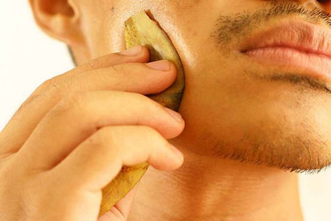 Cáscara del plátano para el tratamiento del acné