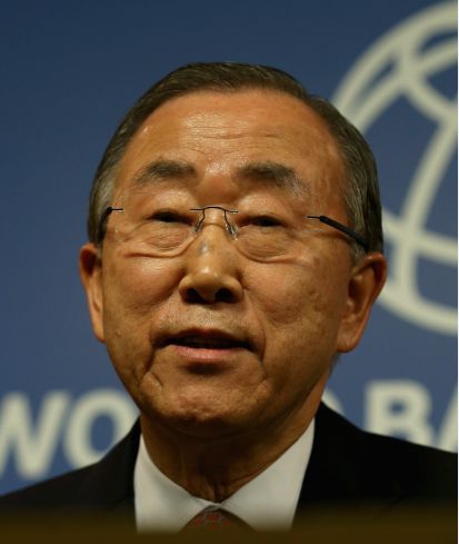 Ban Ki-moon, Secretario General de la ONU, habla de Ébola durante una conferencia de prensa en la sede del Grupo del Banco Mundial, 21 de Noviembre, 2014 en Washington, DC.