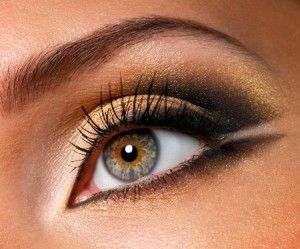 de ojos de oro-maquillaje-para-avellana-ojos-300x249