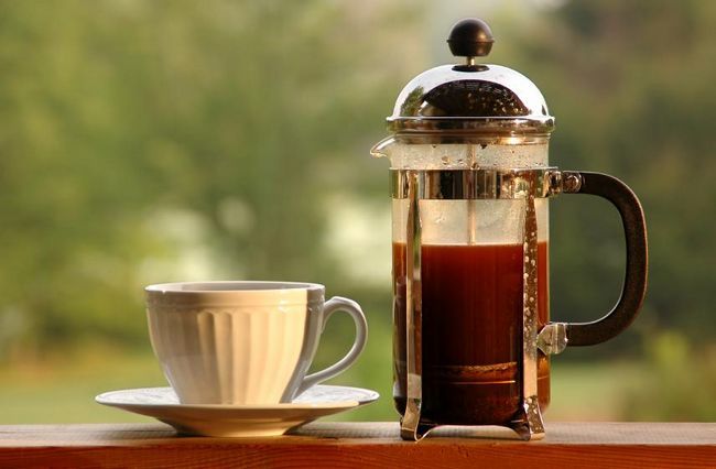 Aquí`s Why You Should Stop Using Your Single-Cup Coffee Maker Right Now