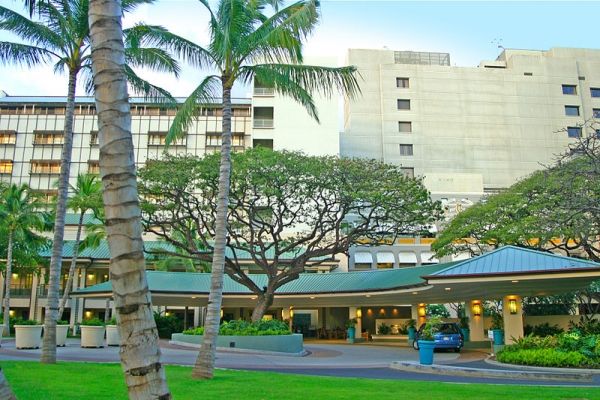 Un paciente sin nombre en Hawaii es el caso más reciente del Ébola se sospecha en el país. Actualmente se encuentra en aislamiento en Queen`s Medical Center.