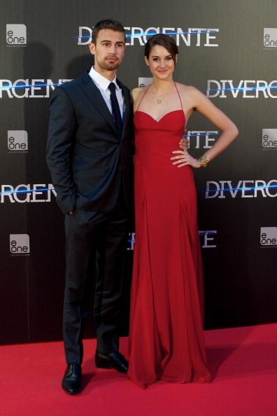 Theo James y Shailene Woodley en el Madrid estreno de & # 034-divergente 