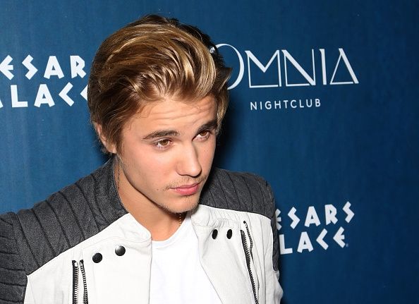 Justin Bieber en su fiesta de cumpleaños 21 en Caesar`s Palace`s Omnia Nightclub.