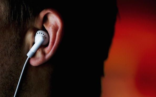 Escuchar música puede tener un gran impacto a una persona`s mental health