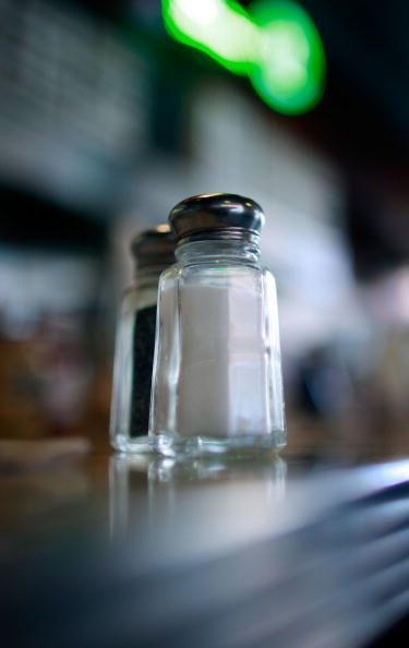 Limitar el consumo de sal para mejorar la salud