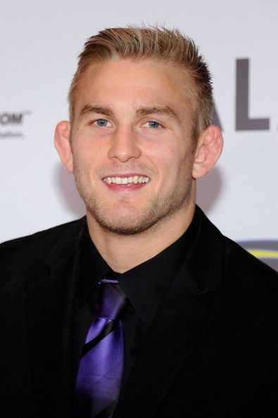 Alexander Gustafsson las 2011 Fighters Only World Mixed Martial Arts Awards.