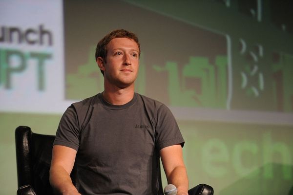 Facebook Fundador y CEO, Mark Zuckerberg, habla durante la Conferencia de TechCrunch en San Francisco Design Center el 11 de septiembre de 2012 en San Francisco, California. (Foto por C Flanigan / WireImage)