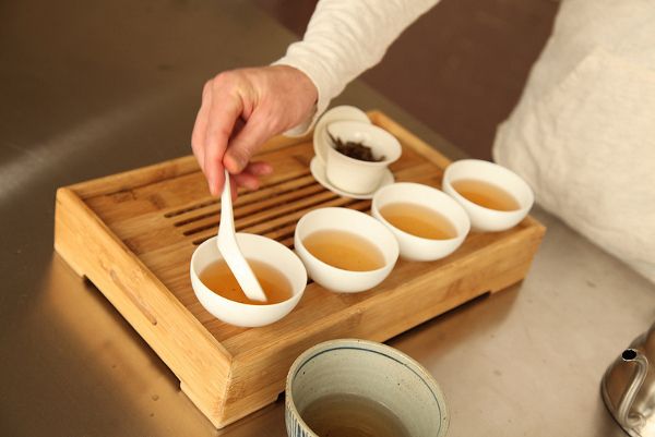 preparar el té oolong