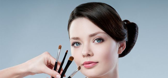 4 Tipos De Cara esencial pinceles de maquillaje
