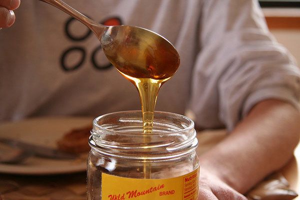 miel para manchas en la piel