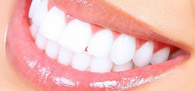 7 maneras simples para blanquear los dientes