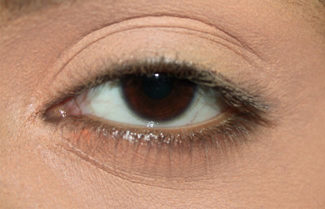 Kareena Kapoor Inspirado maquillaje de ojos (1)