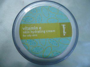 Fab India vitamina E crema hidratante de la piel