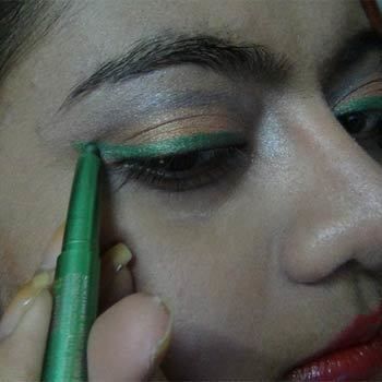 Eyeliner Consejos de maquillaje - Las mejores maneras de aplicar - Negro, marrón y verde Eyeliners