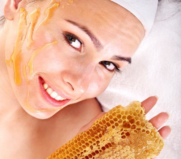 ¿Cómo la miel actúa como un producto de belleza perfecta?