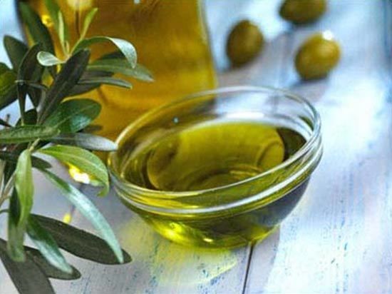 aceite de oliva para las cejas gruesas