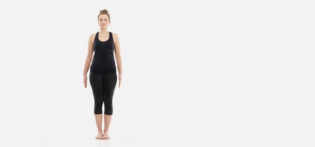 Top 5 asanas del yoga sencillas para reducir la escoliosis