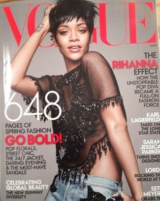 La envoltura: 03 2014 portada de Vogue de rihanna filtró!