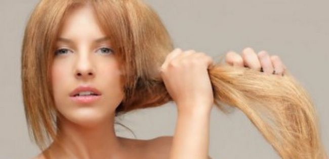 14 Consejos para el cabello fabuloso en la manera de deshacerse de pelo muy rizado