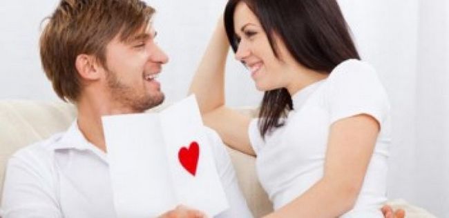 8 razones poderosamente convincente de coquetear más con su pareja