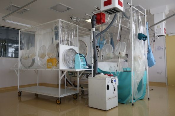 Ébola Virus Preparación en el Royal Free Hospital