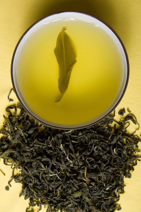 Beber té verde para quemar grasa rápido