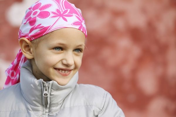 El número de muertes relacionadas con cáncer en los niños se han reducido notablemente en la última década.