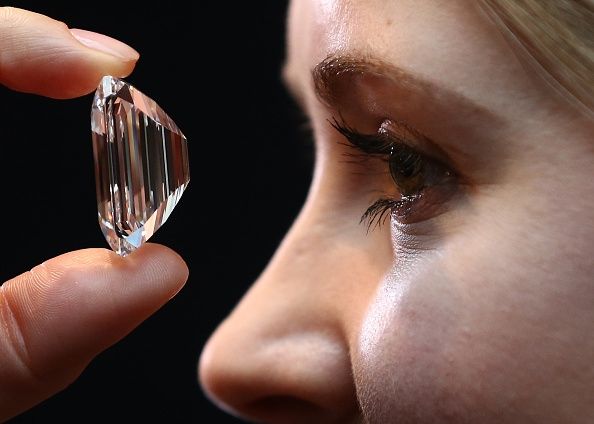 Diamantes a nanoescala se pueden utilizar para iluminar en una resonancia magnética para la detección del cáncer