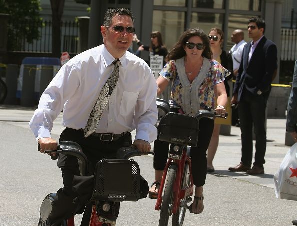 Muertes en bicicleta para los hombres de mediana edad han aumentado considerablemente en las últimas décadas, pero las muertes de niños se han reducido drásticamente.