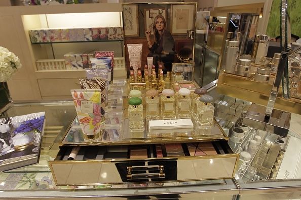 Cosméticos pueden decir que te hacen más bella, pero no que pueden cambiar su piel (a menos que así lo demuestran) Cosméticos pueden decir que te hacen más bella, pero no que pueden cambiar su piel (a menos que así lo demuestran)