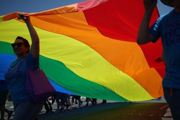 Los Ángeles celebra Desfile del orgullo gay anual