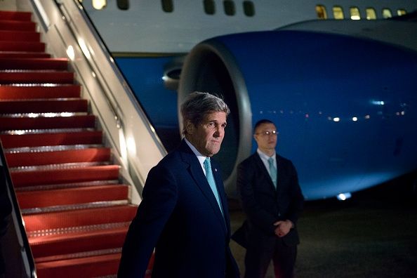 John Kerry regresa de programa nuclear conversaciones en Suiza