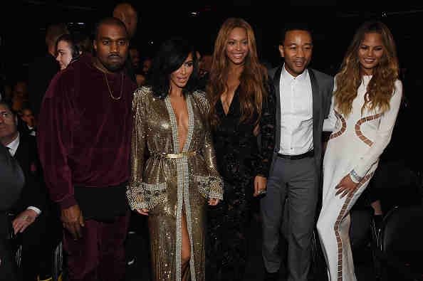 Kanye West, Kim Kardashian, Beyonce, John Legend, y Chrissy Teigen en la 57 Entrega Anual del Grammy.