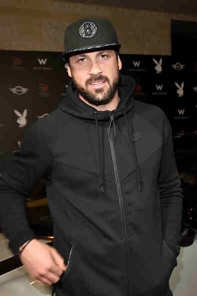 Maksim Chmerkovskiy asiste Playboy Party.