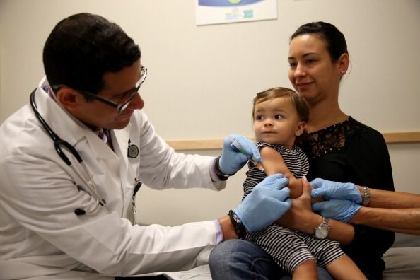 La vacunación contra el sarampión parece proteger el sistema inmunológico de los daños que puede dejar que otras infecciones a través.