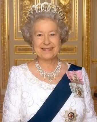 La reina Isabel al parecer tiene la enfermedad de alzheimer