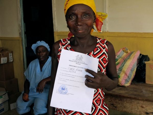 Sobrevivientes de Ébola han sido liberados de un centro de tratamiento Sierra Leona