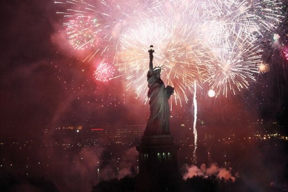 Nueva York celebra el 125 aniversario de la Estatua de la Libertad por: Spencer Platt Getty Images News