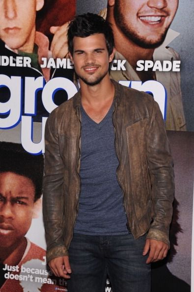Taylor Lautner en Grown Ups 2 Estreno
