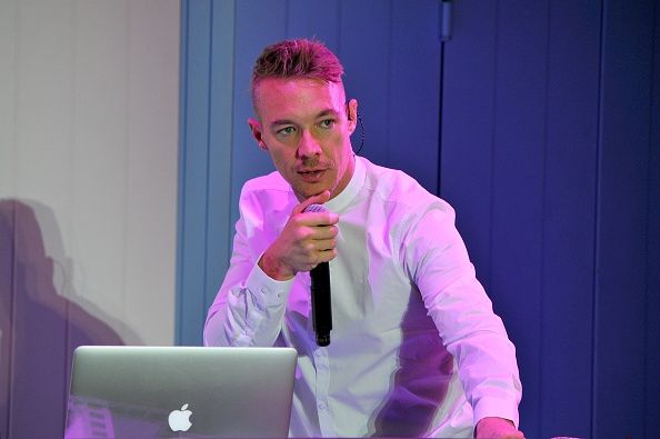 Diplo en el ETAM Desfile de moda en París Semana de la Moda Moda Otoño / Invierno 2015/2016.