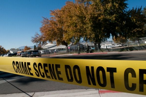 Escuela de disparo En Hojas Nevada Dos muertos, dos gravemente herido