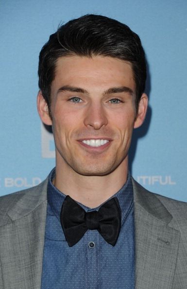 25to partido de aniversario para la CBS` `The Bold And The Beautiful` - Silver Carpet Arrivals