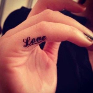 34-amor-tattoo-For-Girls