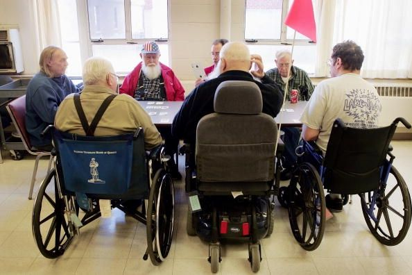 Cortes Federales Presupuesto para afectar Veteranos hogares de ancianos