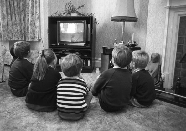 Los niños que ven la TV