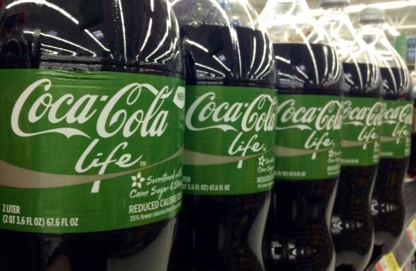 Coca Cola Vida, 10/2014 real caña de azúcar y stevia.
