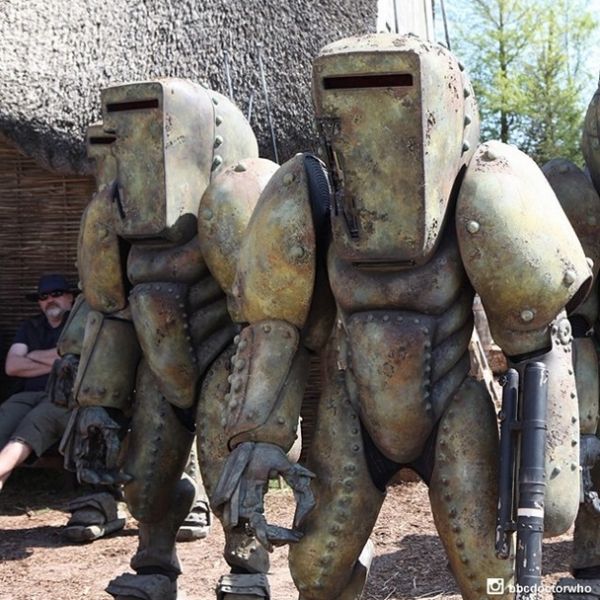 Whovians tratar de adivinar el New`Doctor Who` Season 9 Monster: Armored Slitheen, Sea Devil Or Nimon?