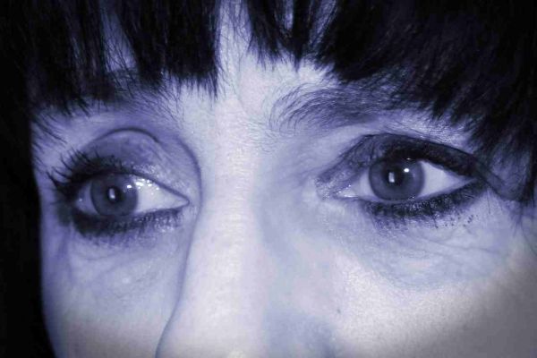 Las mujeres que están de mal humor y celos están en riesgo de la enfermedad de alzheimer, dice estudio