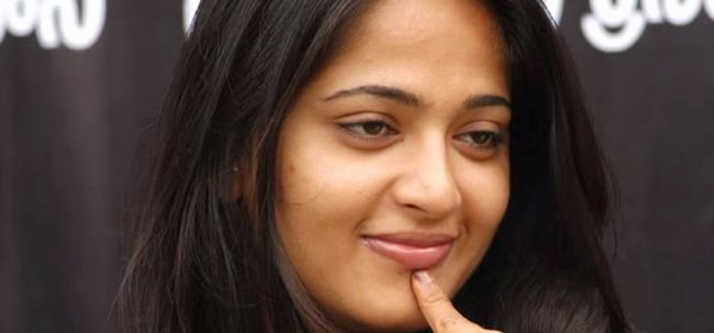 10 imágenes de Anushka Shetty sin maquillaje